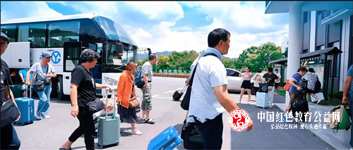 在绿光森林之中感受人间值得 “建德民宿第一村”——航川村“云山宿集”预订火爆