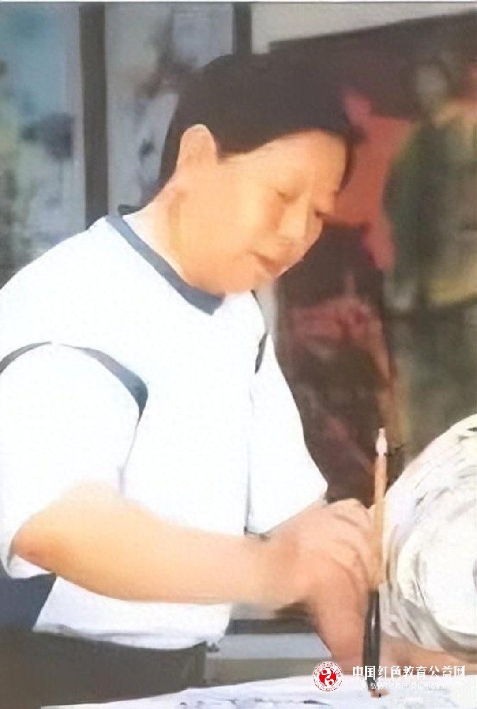 “用心 用情 用力 耄耋老人贺恵邦 谱写人生完美“五线谱””