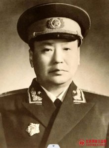 “被誉为草原之子的开国上将，打响内蒙古”