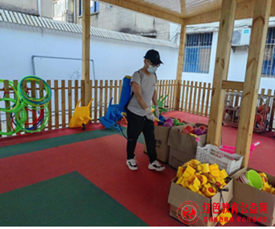 教苑“老黄牛”_——记嘉鱼县南门湖幼儿园副园长李军 教苑“老黄牛”_——记嘉鱼县南门湖幼儿园副园长李军